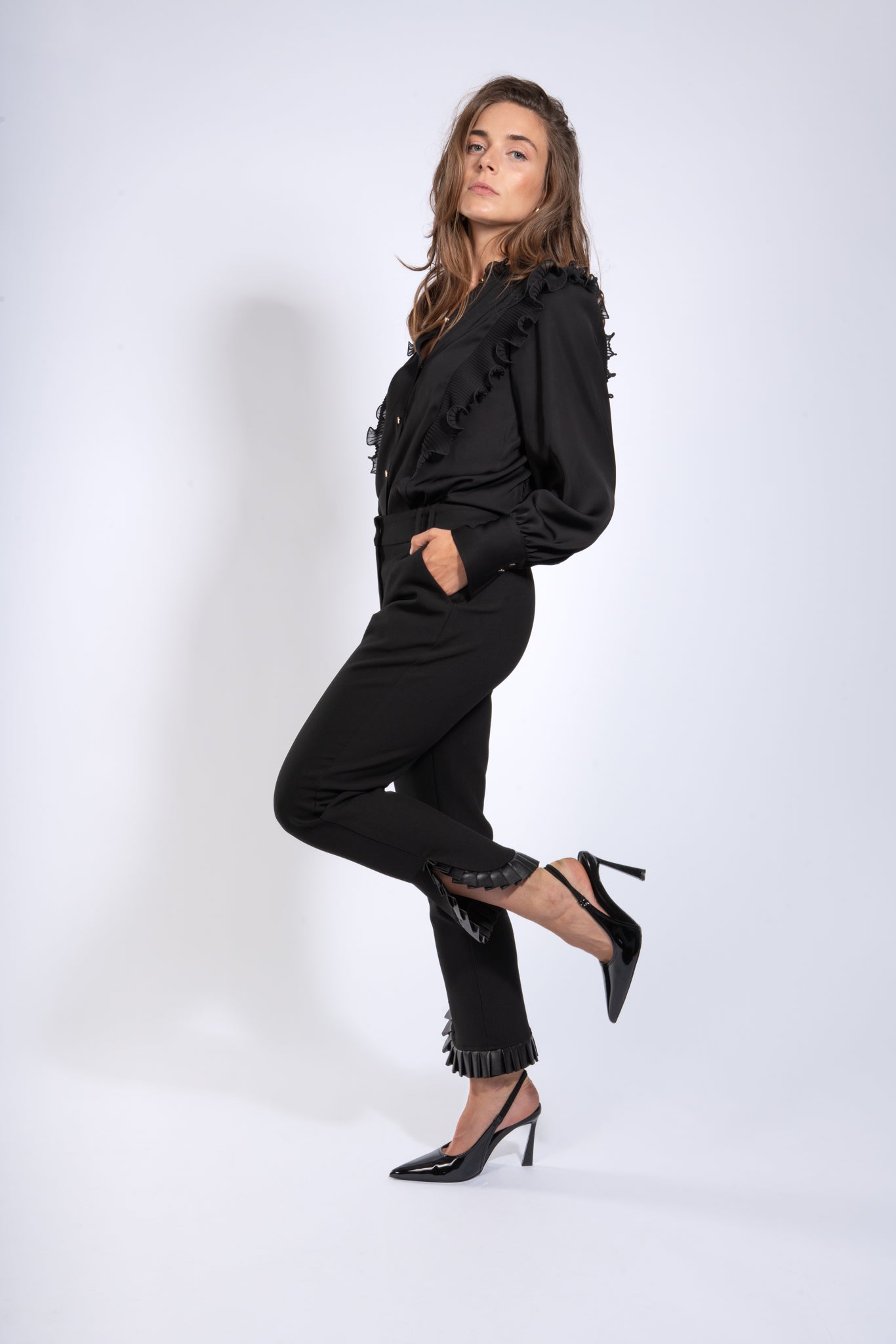 Anlassbluse aus Viskose mit Plissee-Falten