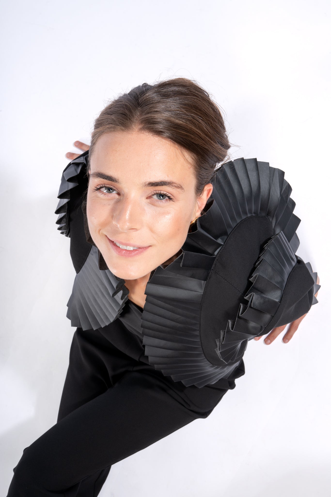 Designer-Anlass-Jacke mit veganen Lederfalten