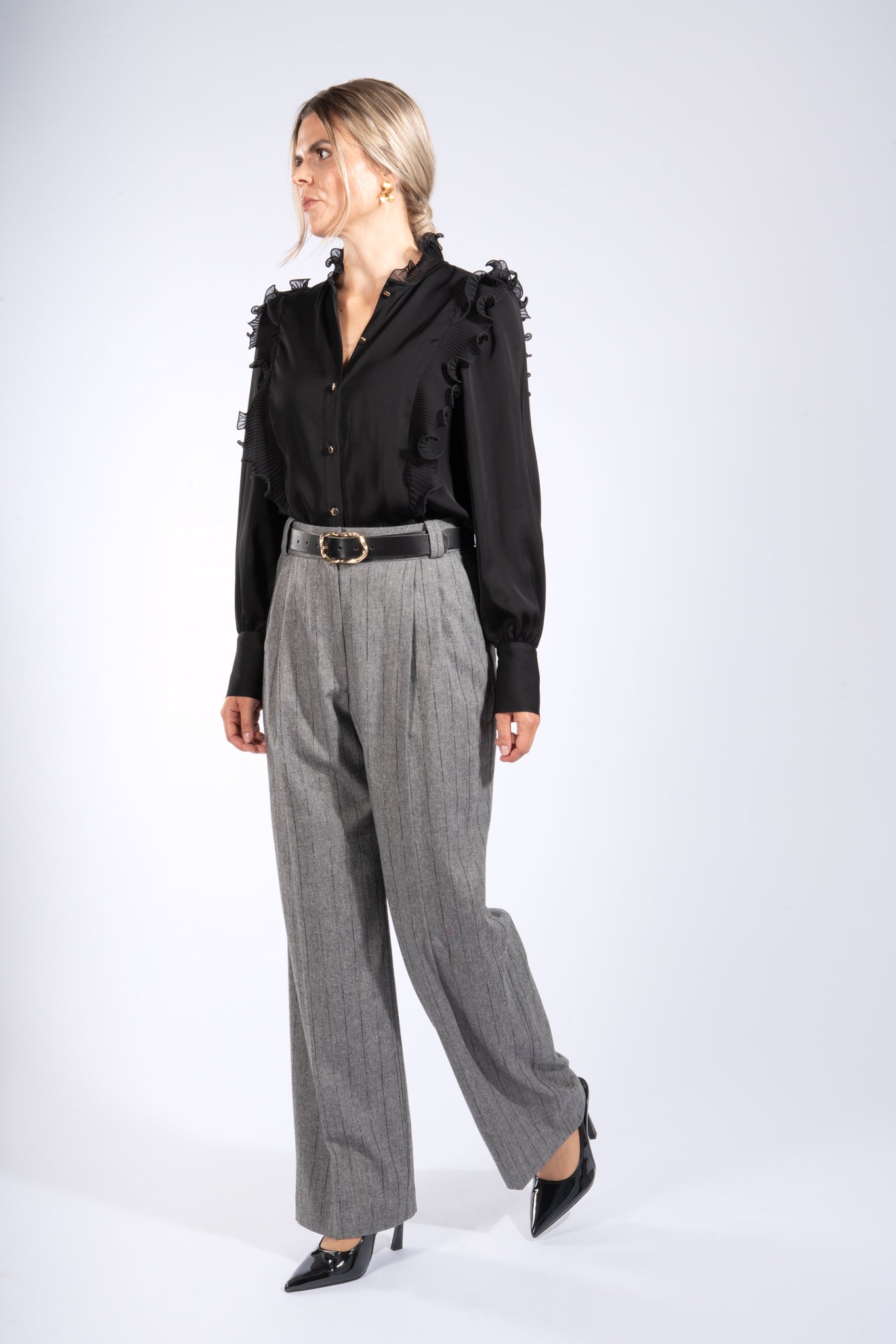 Fließende Marlenehose im Nadelstreifen Look mit zartem Lurex
