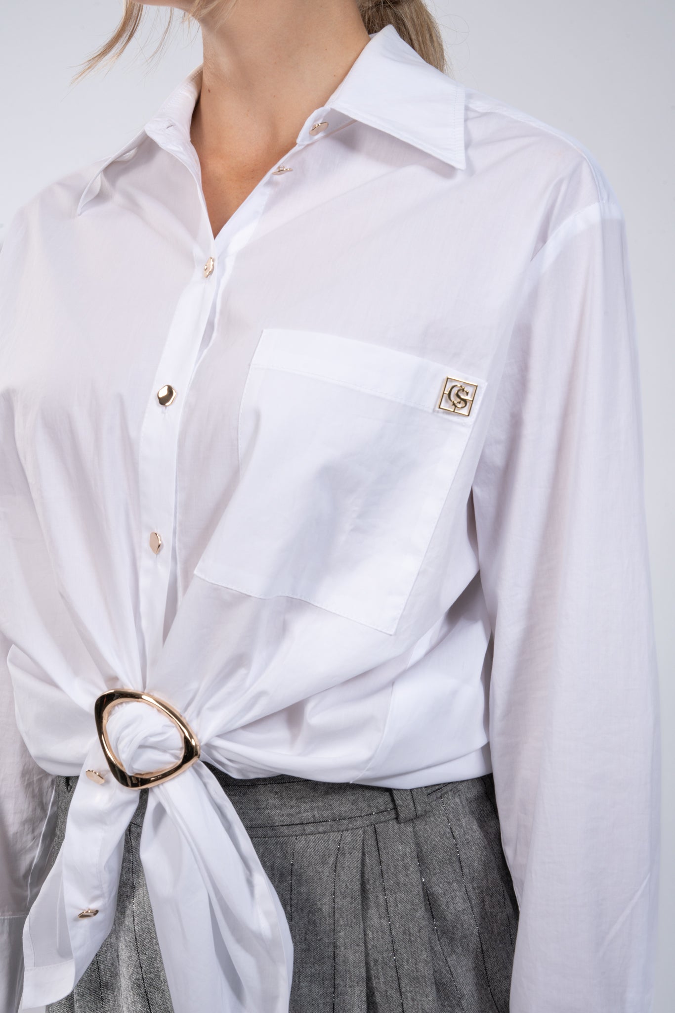 Fließende Marlenehose im Nadelstreifen Look mit zartem Lurex